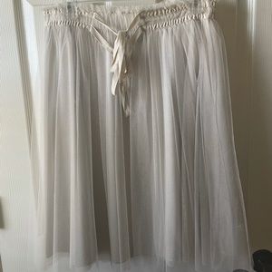 LC tulle skirt